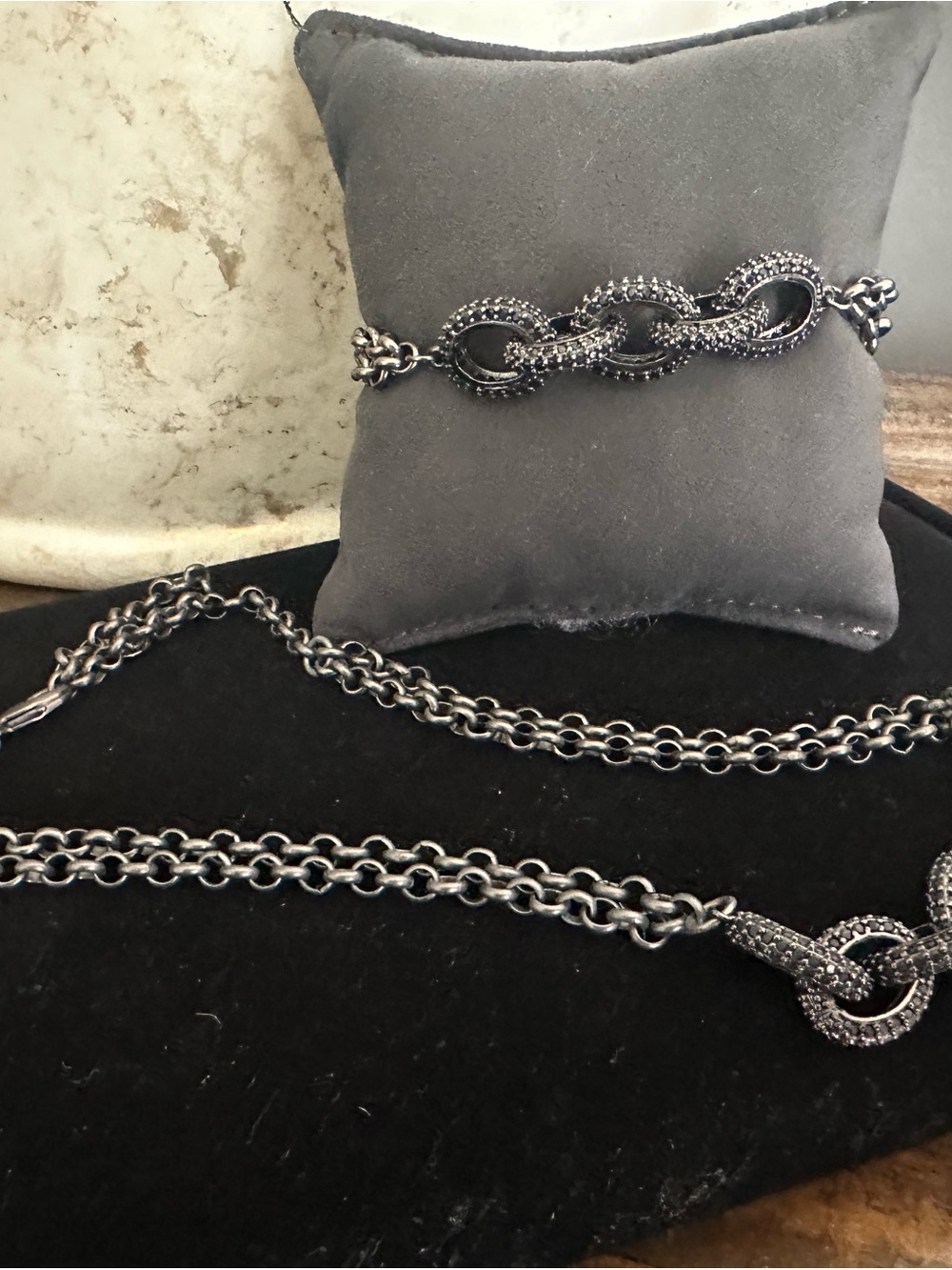Gunmetal Link Bracelet — Elegant Chain Bracelet in Dark Silver